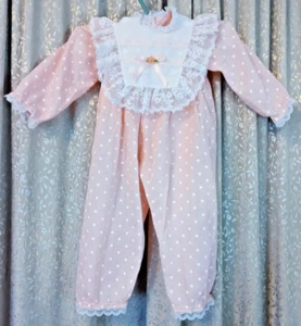 VTG Pink & White Polka Dot Eyelet Ribbon Flower Bow Lace Ruffles Romper 12-18 Mo - Picture 1 of 11