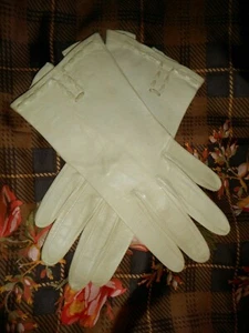 5 5.5 Leather Gloves Ivory White Butter Soft & Silk Scarf - Picture 1 of 6