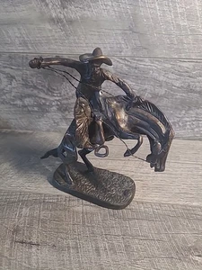 FREDERIC REMINGTON BRONCO BUSTER massive Bronze Statue 8,5" kleine Vintage Replik - Bild 1 von 7
