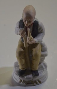 ANCIEN SUJET EN BISCUIT PORCELAINE FIGURINE POUPEE MINIATURE OBJET DE VITRINE - Foto 1 di 3