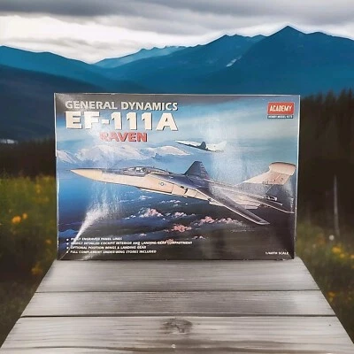 KIT ACADEMIA 1676 1/48 1:48 GENERAL DYNAMICS EF-111A RAVEN Foto 1 de 4