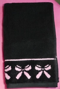 NEW Betsey Johnson 1 Hand Towel 16"x26" Row of Bows Pink & Black Color - Picture 1 of 4