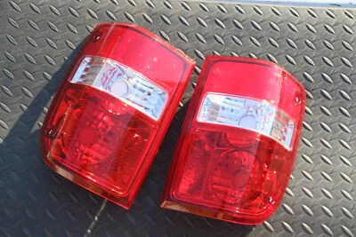 Juego de luces traseras izquierda derecha Ford Ranger 2001 02 03 04 05 06 07 08 09 2011 Foto 1 de 4