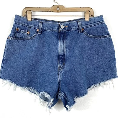 Pantalones Cortos Vaqueros Levis Vintage Talla 18W Años 90 Corte Lavado Medio Jean Algodón Borde Crudo Foto 1 de 4
