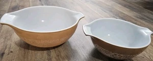 Juego de 2 cuencos mezcladores vintage PYREX Cinderella WOODLAND marrón - Imagen 1 de 6
