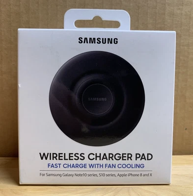 Almohadilla Cargador Inalámbrico Samsung Carga Rápida con Ventilador Enfriamiento a 9W, iPhones, NUEVO en Caja Foto 1 de 4