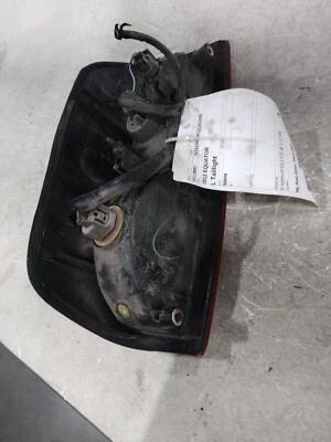 Conjunto de luz trasera izquierda Suzuki Equator 2012 roja OEM 576007 94 k millas Foto 1 de 4