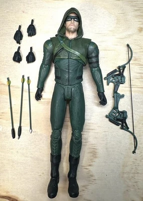 Figura Arrowverse Oliver Queen 7" Serie de TV Flecha CW Collectibles DC Foto 1 de 4