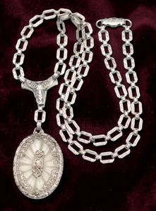 Art Deco Frosted Camphor Glass Silver Tone Rhodium Plated Vintage Necklace 15" - Afbeelding 1 van 18