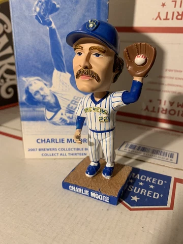 2007 Charlie Moore Milwaukee Brewers 1982 Team Bobblehead Pinstripe SGA Retro Cover