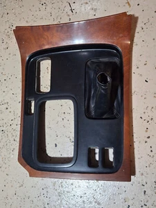 1998-2002 LEXUS LX470 CENTER CONSOLE UPPER SHIFTER BEZEL Cover 58804-60150 OEM - Picture 1 of 18