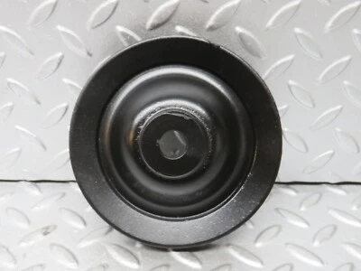 Polea bomba de dirección asistida Mercedes-Benz W123 300D 6154660315 Foto 1 de 4