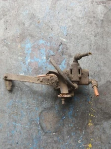 HADLEY Height Control VALVE Non-Dump H01500UN (PART NUMBER NOT DISPLAYED) - Picture 1 of 5