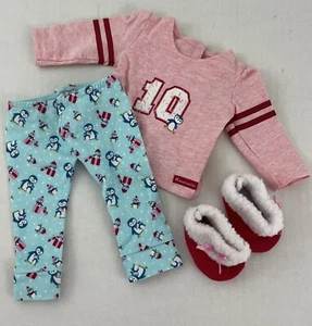 Conjunto de pijama de pingüino de vacaciones American Girl Doll de 18" con zapatillas - Imagen 1 de 6