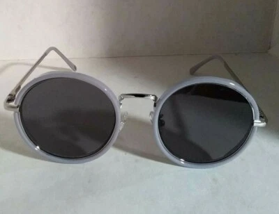 Gafas de sol redondas lila NINE WEST para mujer - Nuevas en paquete Foto 1 de 4