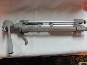 QSX 700I DX Tripod - Picture 1 of 9