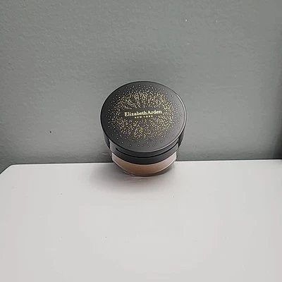 Polvo suelto desenfocante de alto rendimiento - 05 profundo por Elizabeth Arden - 0,62 oz Foto 1 de 2