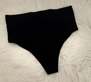 NUEVO Tanga Victoria's Secret negro modelador cintura alta mediano nuevo con etiquetas - Imagen 1 de 4