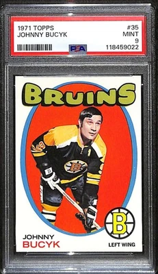 1971 Topps #35 Johnny Bucyk HOF  PSA 9 MINT C101576 - Image 1 of 3