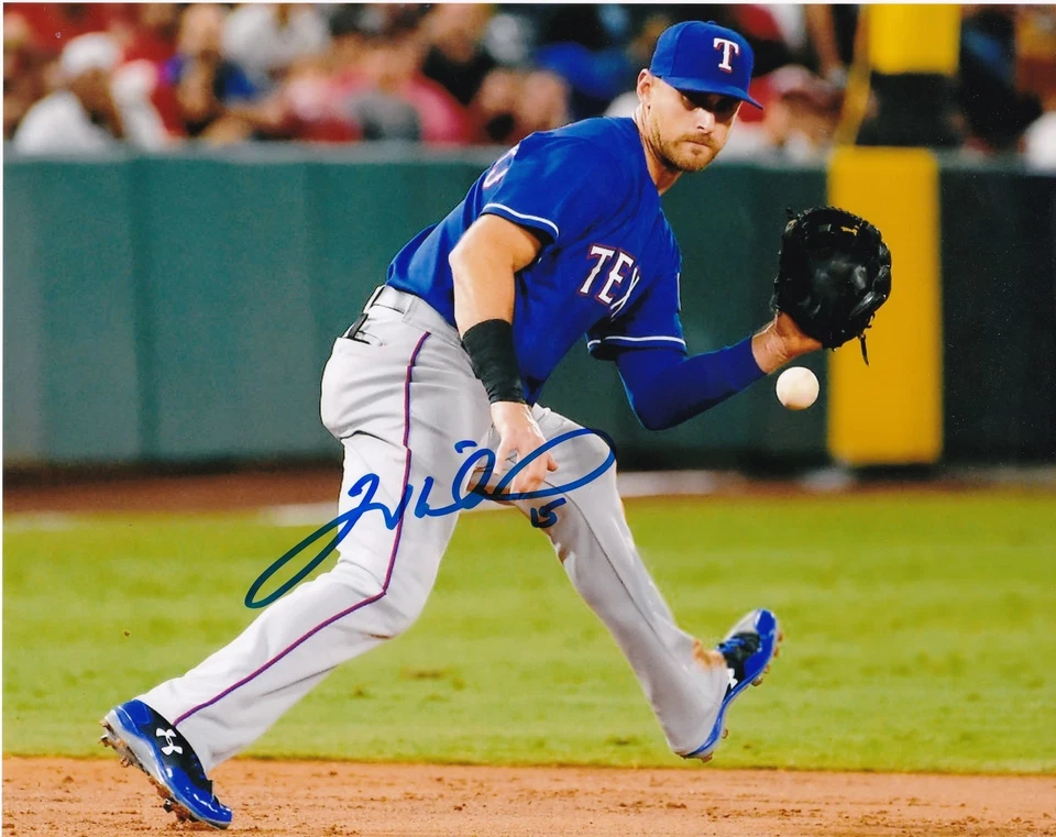 WILL MIDDLEBROOKS  TEXAS RANGERS   ACTION SIGNED 8x10 - Image 1 of 1
