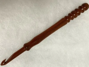 Hand carved beautiful RED HEART Wood  YARN  CROCHET HOOK  size J - Picture 1 of 3