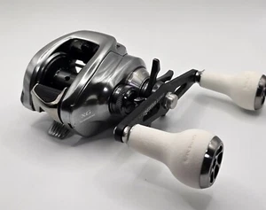 Shimano Bantam MGL XG Baitcast Reel Right Hand from Japan - Picture 1 of 13