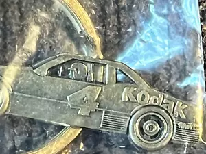 Anello Portachiavi Vintage Kodak Ernie Irvan NASCAR #4 Chevrolet Race Auto Portachiavi BELLO - Foto 1 di 4