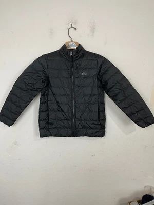 Chaqueta acolchada cooperativa REI juvenil mediana negra cremallera completa abrigo aislante exterior Foto 1 de 4