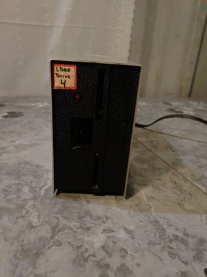 Vintage Radio Shack TRS-80 5 1/4" Floppy Disk Drive Mini Disk Powers Up AS IS - Image 1 of 4