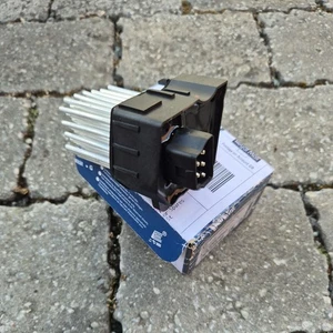 BMW passenger compartment fan regulator - Picture 1 of 3