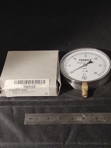 TRERICE OEM 620B4502LA90 PRESSURE GUAGE 0 to 30 PSI 4.5" GA DIAL x 1/4" NPT 620B - Picture 1 of 12