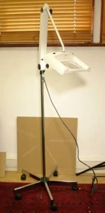 Derungs Medical Lighting SNL319M Floor Standng Examination Magnifying Light Lamp - Picture 1 of 5