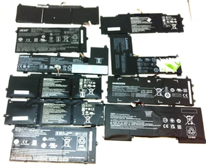 Lot of 10 Samsung Lenovo Acer Laptop Batteries Cell Recovery Untested AS IS MIX5 - Picture 1 of 1
