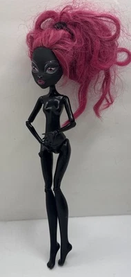 Monster High Catty Noir Nude Mattel 2013 No Clothes - Image 1 of 4
