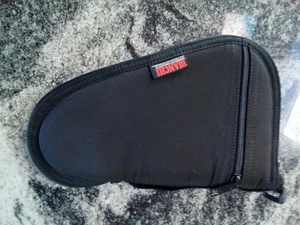Vintage Bianchi 10” Black Soft Gun Case Pistol Rug 3 Pocket Zipper Lined - Picture 1 of 3