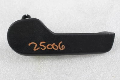 Lamborghini Gallardo, manija de liberación del maletero delantero, usada, P/N 1J1823533C Foto 1 de 4