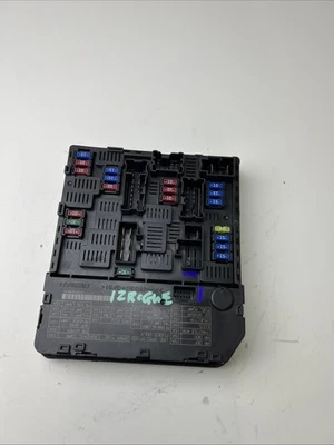 Nissan Rogue 2012 motor IPDM caja de fusibles relé unión 284B6Jg03A OEM Foto 1 de 4