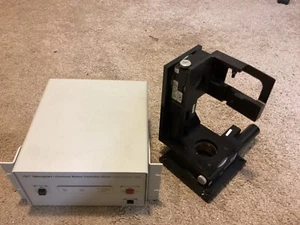 2 axis UE31CC rotory actuator with Newport universal motion controller ESP100 - Picture 1 of 12