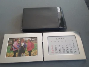 Fed Ex FedEx International & Freight Services Desk Picture & Calendar Holder NEW - Picture 1 of 7
