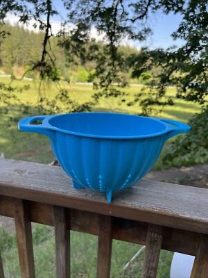 Vintage KitchenAid Colander Blue Strainer Spaghetti Pasta Vegetables Rinse - Image 1 of 4