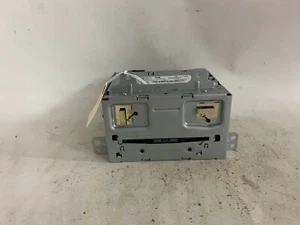 2013 BUICK VERANO AM/FM/CD RADIO OEM 23135481 - Foto 1 di 6