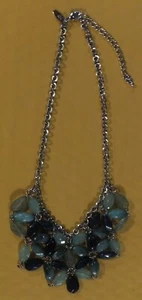NY AQUA GREEN / BLUE ACRYLIC BEADED BIB FLOWER NECKLACE SILVER TONE 17.5" - 20" - Picture 1 of 8