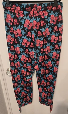 Kate & Mallory  1X Black Rose Floral Silky Stretch Harem Pants EUC - Image 1 of 4