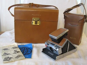 Vintage Polaroid SX-70 Land Camera Folding Alpha 1 W/ Case & Strap Brown Tested - Picture 1 of 8