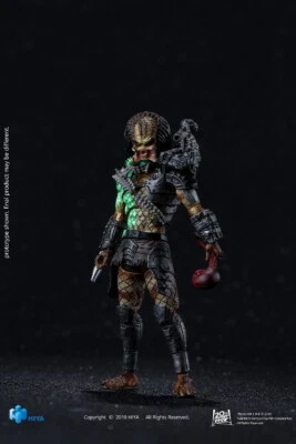 Hiya Toys LP0056 Predator Battle Damage Jungle Hunter 4" 1/18 Action Figure - Image 1 of 3