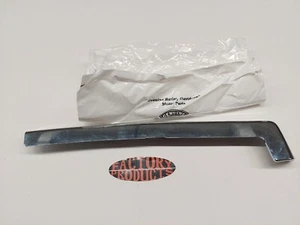 GENUINE HARLEY DAVIDSON Tour Pak Bottom Left Trim 53734-06 - Bild 1 von 5