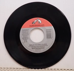 Martina McBride - Life #9 & Safe In The Arms Of Love - RCA 45 RPM  1995 - Picture 1 of 2