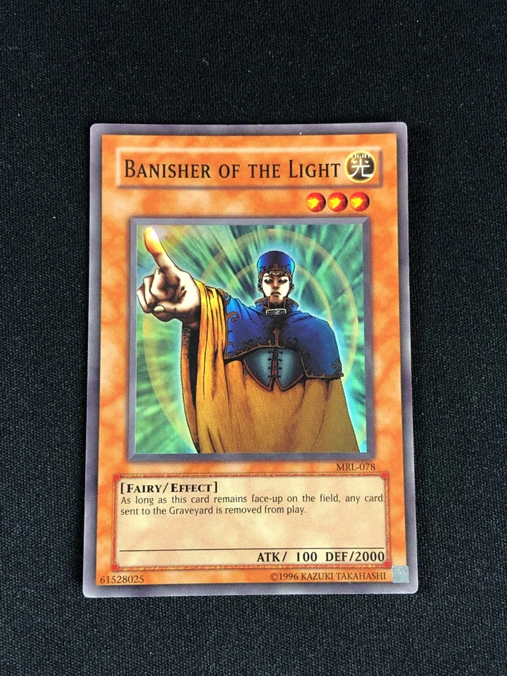 YUGIOH BANISHER OF THE LIGHT MRL-078 SUPER PLAY/EDGEWARE - Image 1 of 1