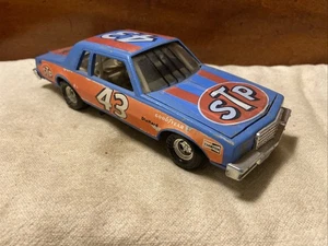 Vintage - Richard Petty #43 STP 1980 Chevrolet Caprice - Ertl 1/25 Diecast - Schrottplatz - Bild 1 von 9