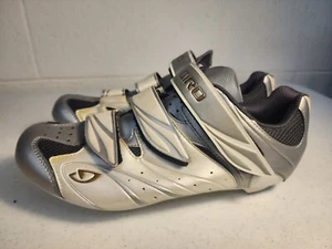 Giro Sante Women's Cycling Shoes Size 8.5 - Picture 1 of 5
